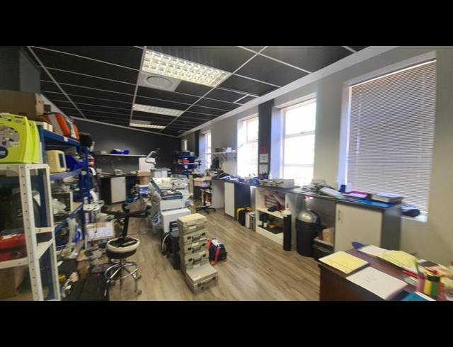 BUSINESS PROPERTY TO RENT IN PERSEQUOR